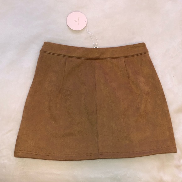 NWT Light Brown Suede Skirt - Picture 2 of 4